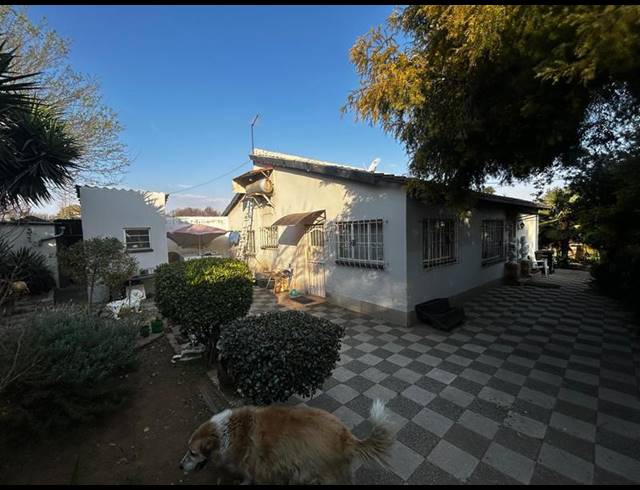 5 BEDROOM HOUSE FOR SALE IN PRIMROSE